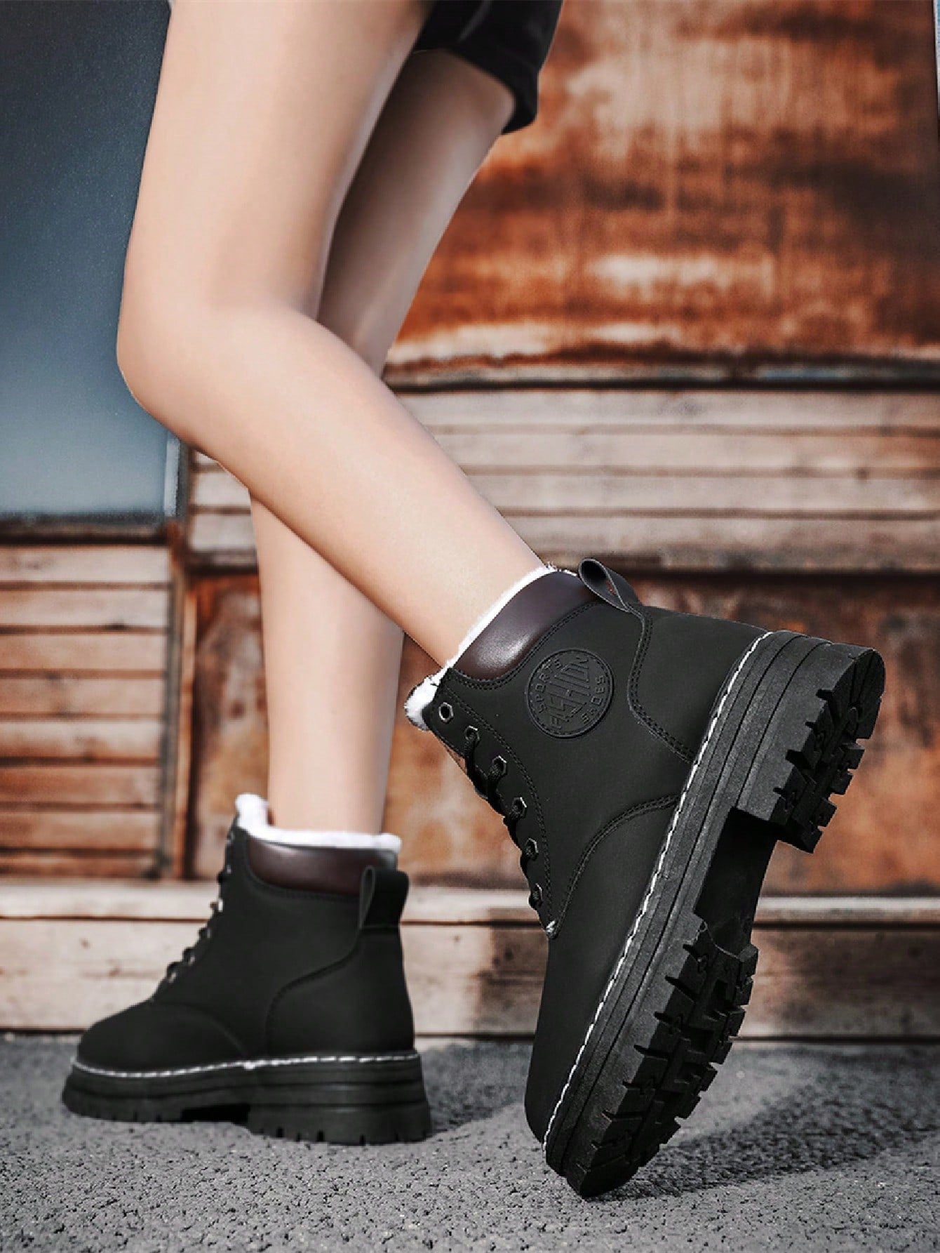 Fall/Winter New Fashion Warm Thermal Lined Short Boots, Discounted For Holiday Activities